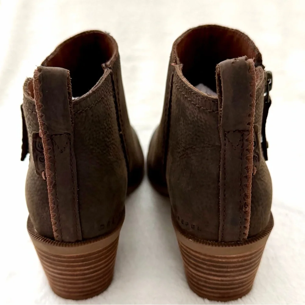 Teva Anaya Waterproof Dark Brown Leather Size 7.5 Ankle Booties NEW
